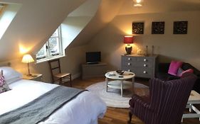 Field Cottage B&B